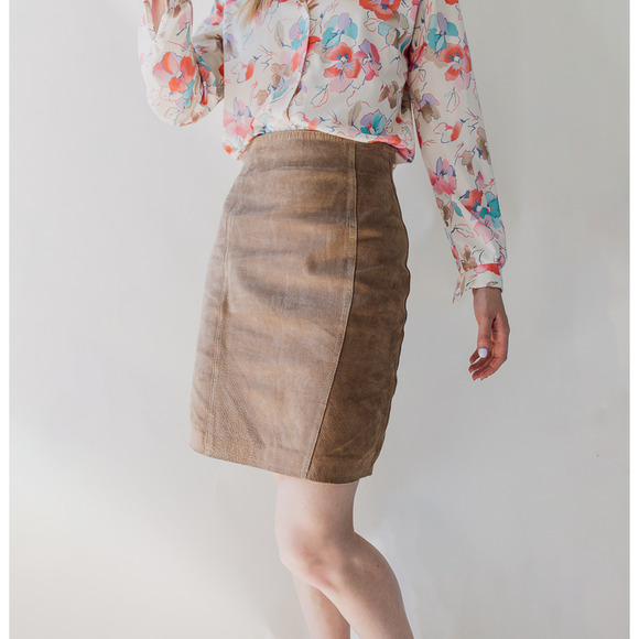 Vintage Tan Suede Pencil Skirt Copper Key 5 - Picture 7 of 15